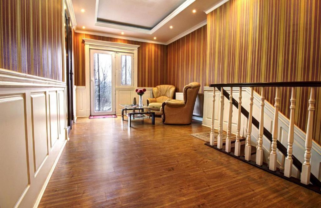 Sanata Hotel Tbilisi Exterior photo